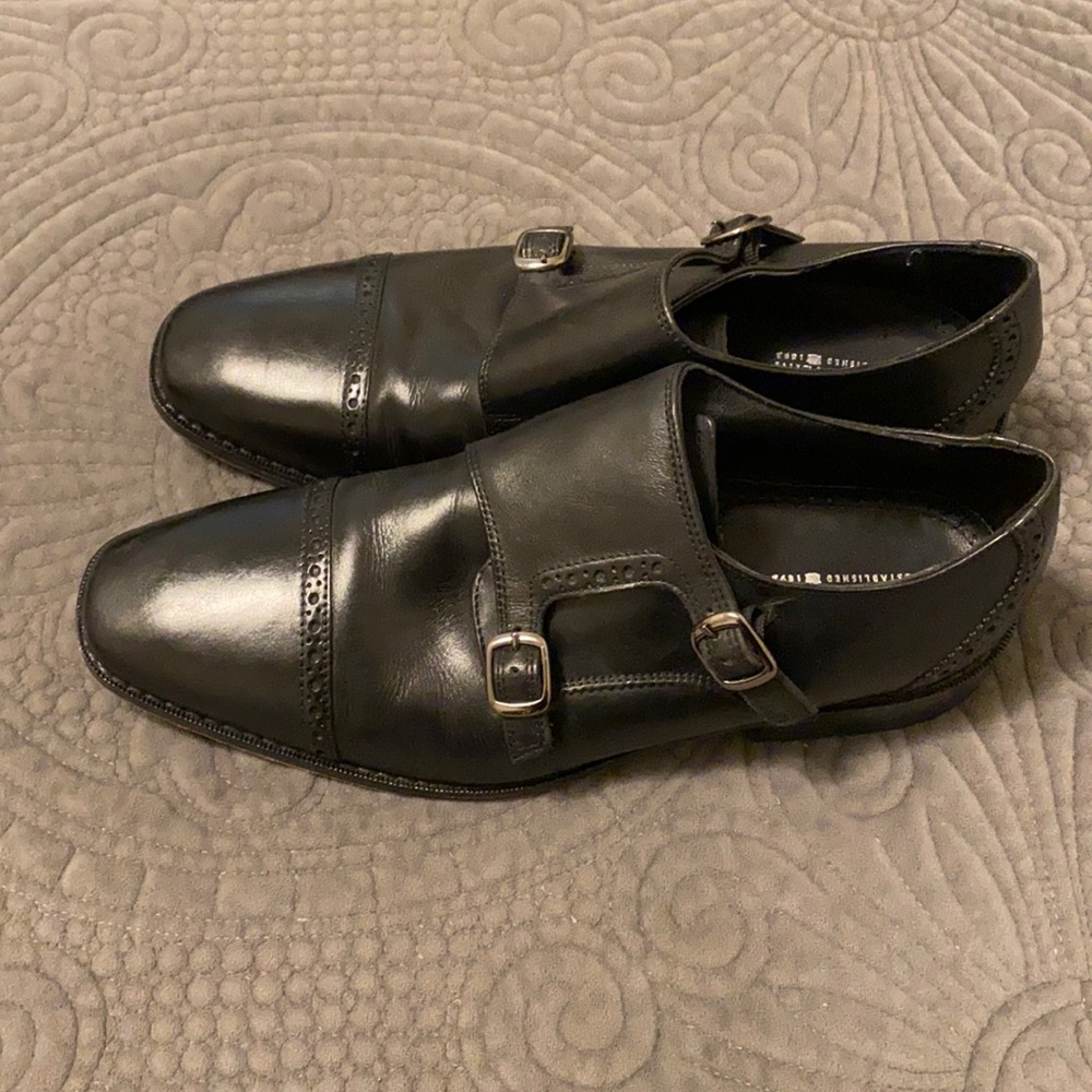 Men’s monk strap dress shoes